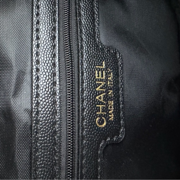 Chanel GWP Black Quilted Bag with Gold Chain Accent - Picture 11 of 16